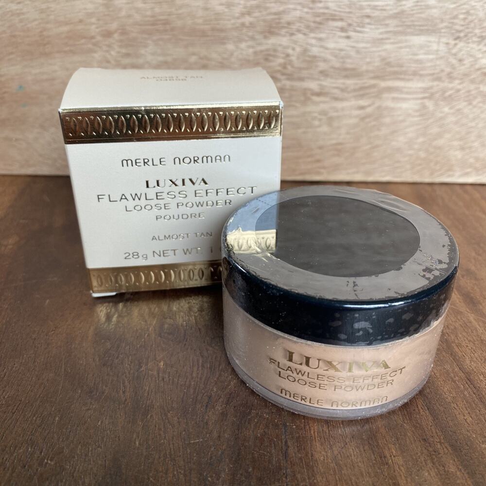 New Merle Norman Luxiva Lawless Effect Loose Powder 1 oz Almost Tan 04656